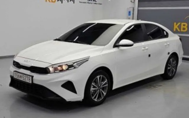 올뉴K3 중고차 더뉴 K3 2세대 1.6 가솔린 프레스티지 매물 사진 19 - 2023/07 17,727km