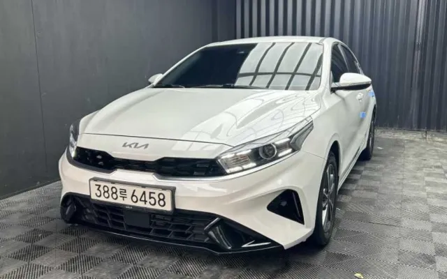 올뉴K3 중고차 더뉴 K3 2세대 1.6 가솔린 프레스티지 매물 사진 11 - 2022/02 97,640km