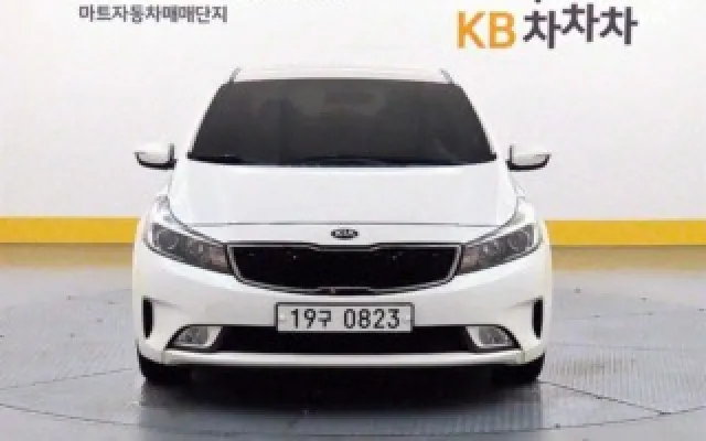 올뉴K3 중고차 더뉴 K3 1.6 GDI 트렌디 매물 사진 8 - 2016/05 197,320km